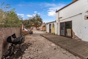 Photo 18- click for photo gallery